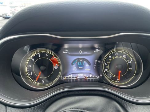 Used 2022 Jeep Cherokee Trailhawk w/ Sun & Sound Group image 16