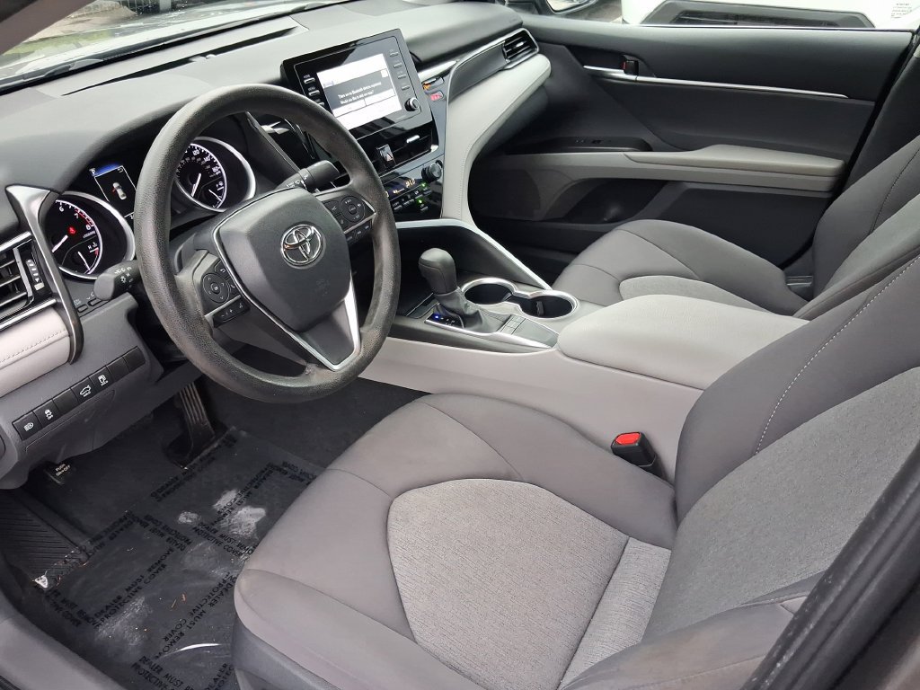 Used 2024 Toyota Camry LE FWD image 16