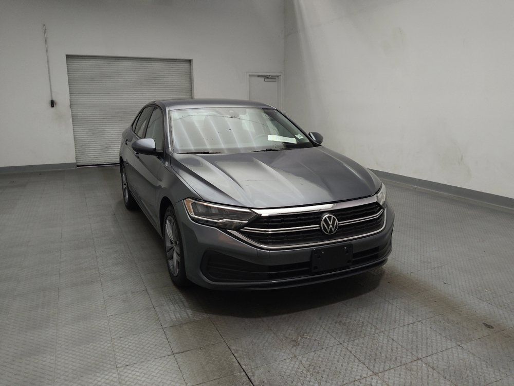 Used 2024 Volkswagen Jetta SE FWD image 14