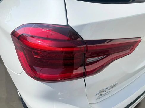 Used 2021 BMW X3 xDrive30i w/ Convenience Package AWD/4WD image 14