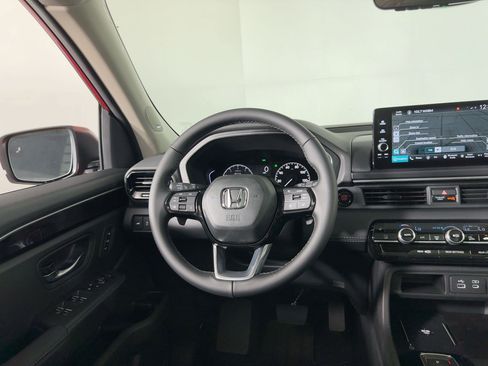 New 2025 Honda Pilot Touring image 28