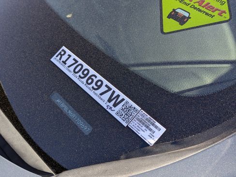 Used 2024 MAZDA MAZDA3 s image 31