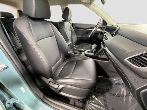 Used 2024 Kia Seltos EX FWD image 30