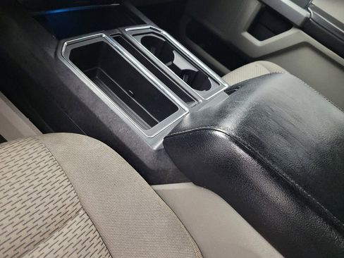 Used 2018 Ford F150 XLT w/ Equipment Group 302A Luxury image 26