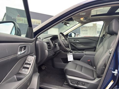 New 2026 Nissan Rogue SV w/ SV Premium Package image 11