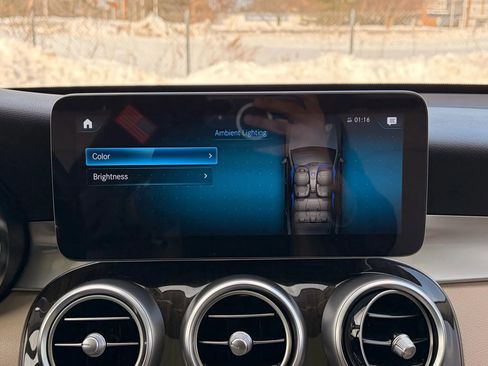 Used 2020 Mercedes-Benz GLC 300 4MATIC image 70