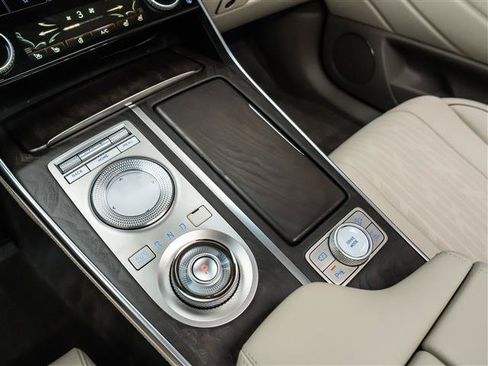 Used 2022 Genesis GV80 3.5T Advanced + AWD/4WD image 27