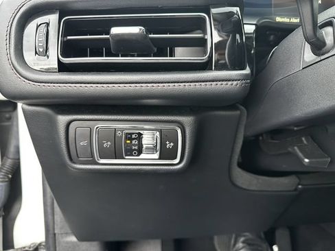 Certified 2023 Lincoln Aviator AWD w/ Premium Package image 29