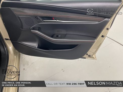 Certified 2025 MAZDA MAZDA3 Carbon image 48