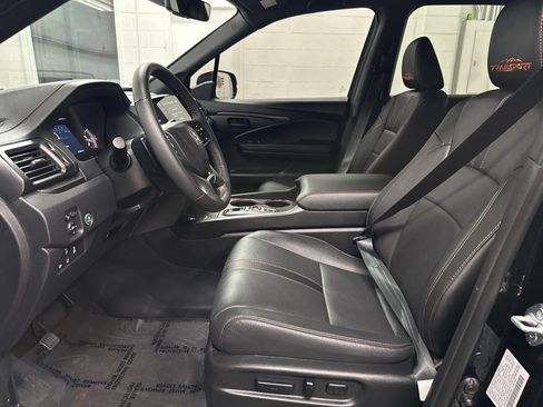 Used 2025 Honda Passport TrailSport image 20