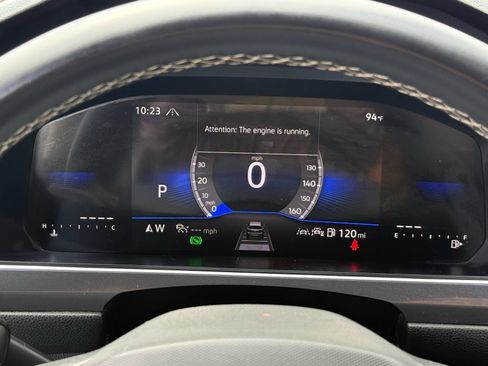 Used 2024 Volkswagen Tiguan SE AWD/4WD image 18