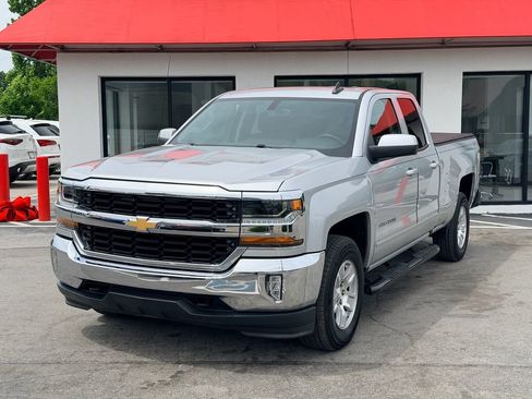 Used 2017 Chevrolet Silverado 1500 LT w/ All Star Edition AWD/4WD image 10