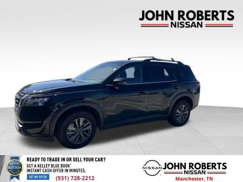 Used 2023 Nissan Pathfinder SV FWD image 8