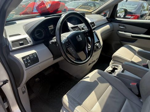 Used 2014 Honda Odyssey EX-L image 11