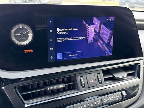 Used 2025 Lexus ES 350 w/ Premium Package image 22