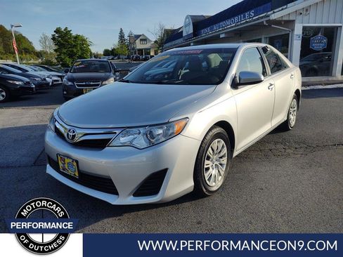 Used 2014 Toyota Camry LE image 7