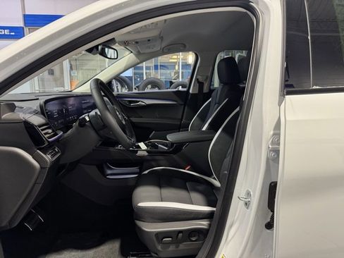 New 2025 Buick Envision Sport Touring image 9