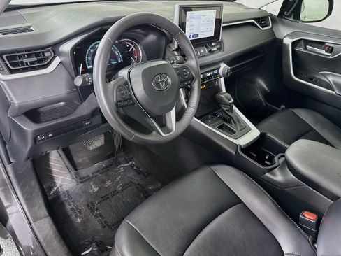 Used 2023 Toyota RAV4 XLE Premium FWD image 23