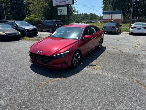 Used 2023 Hyundai Elantra SEL w/ Convenience Package FWD image 1