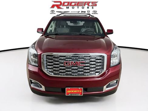 Used 2019 GMC Yukon Denali w/ Denali Ultimate Package AWD/4WD image 2