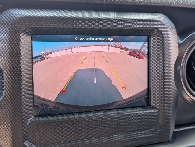 Used 2022 Jeep Wrangler Unlimited Sport AWD/4WD image 21