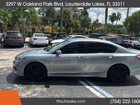 Used 2017 Honda Accord Sport image 7