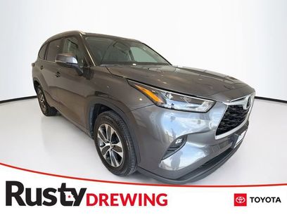 Certified 2025 Toyota Highlander XLE