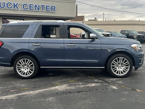 Used 2022 Ford Expedition Platinum image 8
