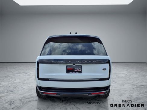 Used 2023 Land Rover Range Rover SE AWD/4WD image 6