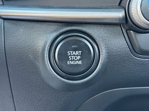 Used 2025 MAZDA MAZDA3 s image 20