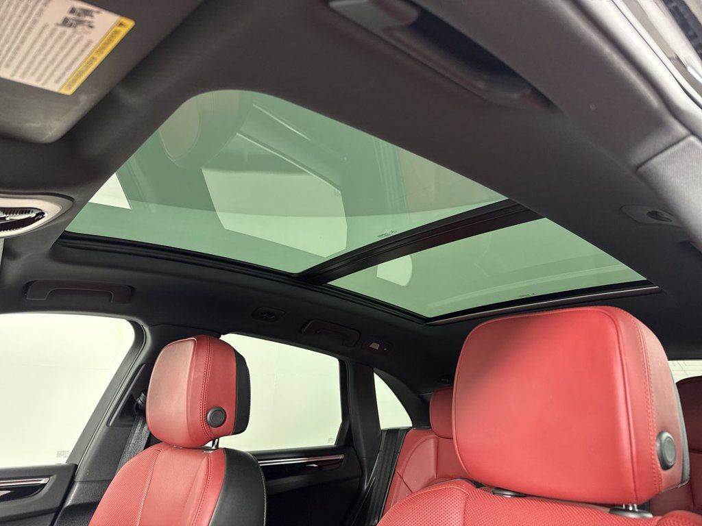 Certified 2021 Porsche Macan AWD/4WD image 42