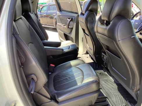 Used 2015 Chevrolet Traverse LTZ AWD/4WD image 39