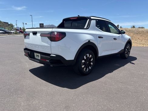 Used 2025 Hyundai Santa Cruz SEL FWD image 6