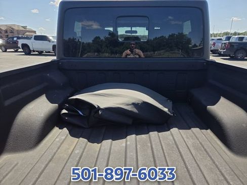 Used 2020 Jeep Gladiator Sport w/ Quick Order Package 24S AWD/4WD image 16