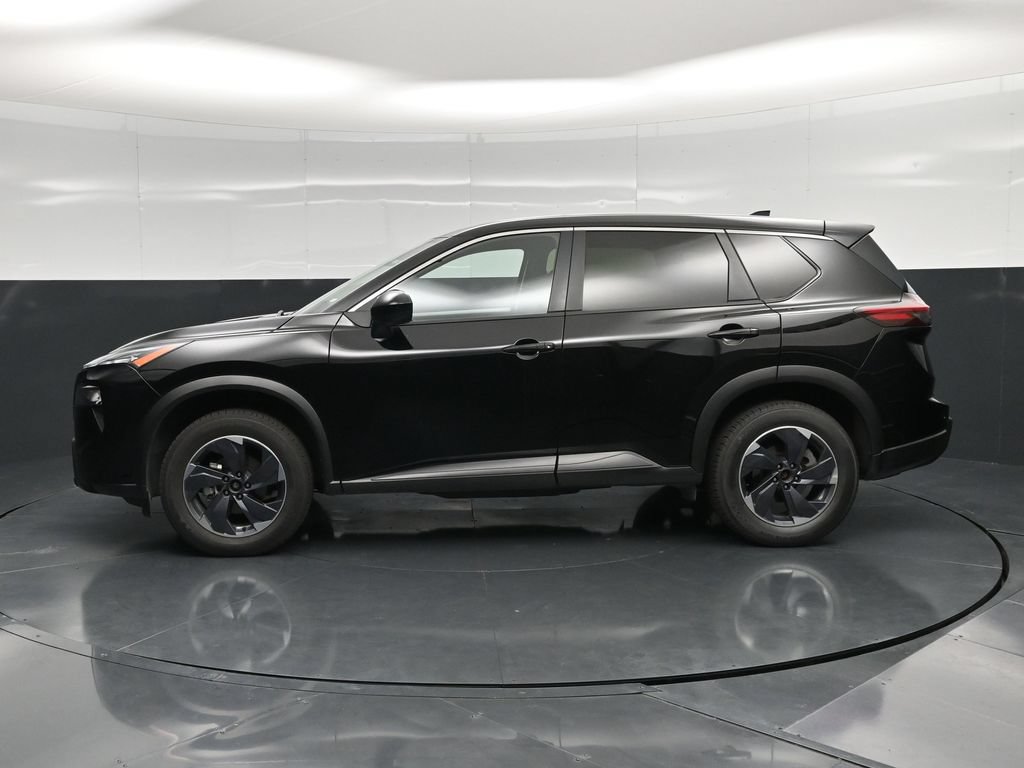 Used 2024 Nissan Rogue SV AWD/4WD image 6