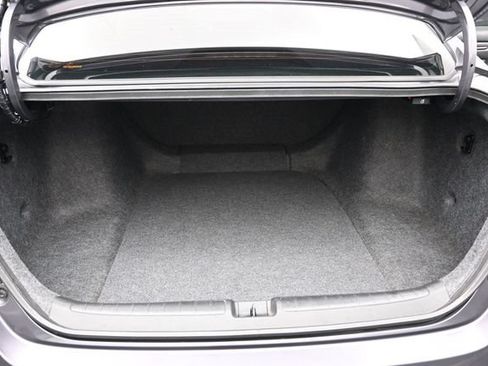 Used 2019 Honda Accord LX image 24