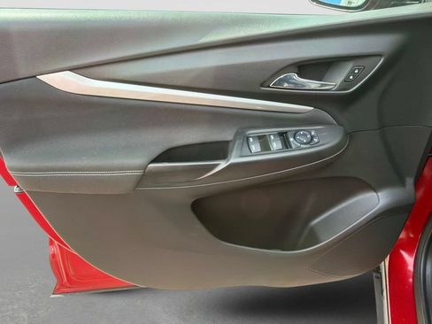 Used 2022 Chevrolet Bolt EUV LT FWD image 18