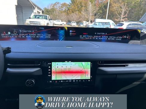 New 2026 Lincoln Navigator L Premier image 14