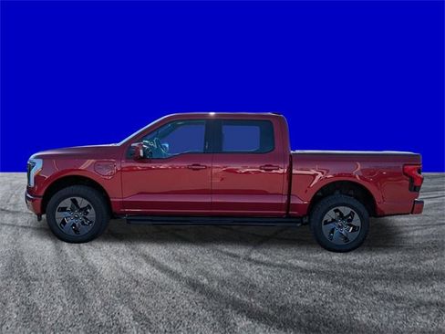 Certified 2022 Ford F150 Lightning Lariat w/ Tow Technology Package image 7