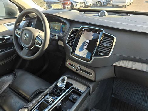 Certified 2023 Volvo XC90 T8 Ultimate image 10