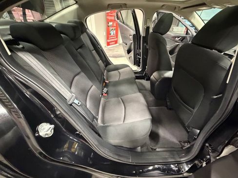 Used 2015 MAZDA MAZDA3 i Touring w/ Technology Package FWD image 44