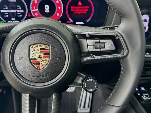 Used 2025 Porsche 911 Carrera T RWD image 21