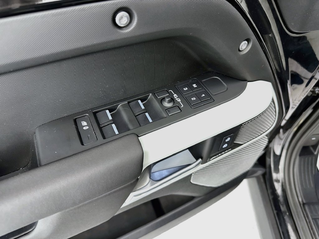 Used 2024 Land Rover Defender 130 S AWD/4WD image 18