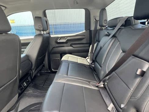 Used 2024 GMC Sierra 1500 SLT image 20