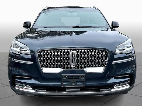 Used 2023 Lincoln Aviator Reserve w/ Equipment Group 201A image 3