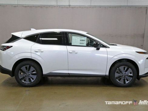 New 2025 Nissan Murano SL image 14