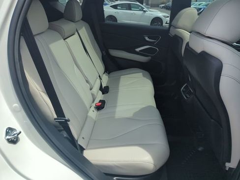 Certified 2025 Acura RDX SH-AWD image 33