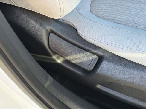 Used 2023 Hyundai Kona SEL image 34