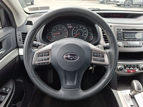 Used 2013 Subaru Outback 2.5i AWD/4WD image 18