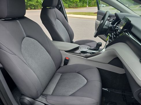 Certified 2024 Toyota Camry LE FWD image 10